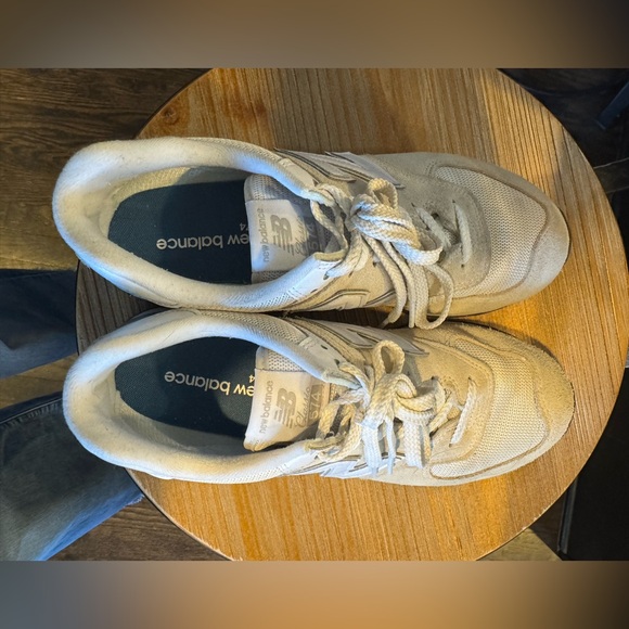 New Balance 574 Off-White Sneakers - Picture 2 of 6